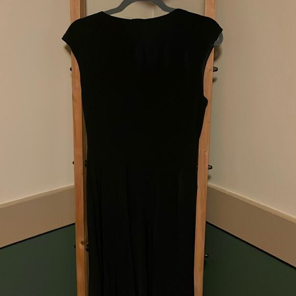 Just Taylor Long Black Elegant Dress Size 6 - Picture 3 of 3